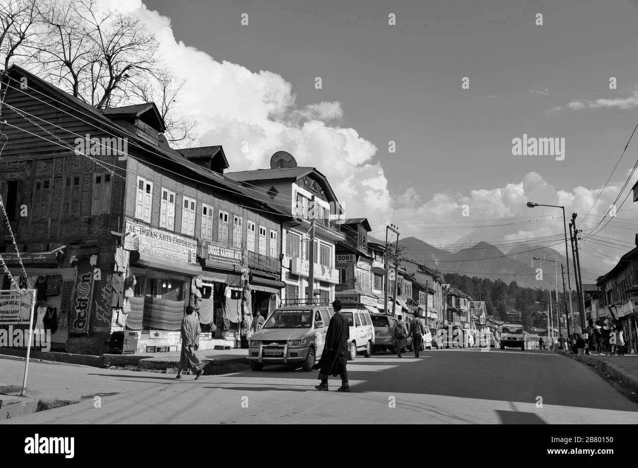 Market Road, Pahalgam, Kashmir, Jammu e Kashmir, India, Asia Foto Stock