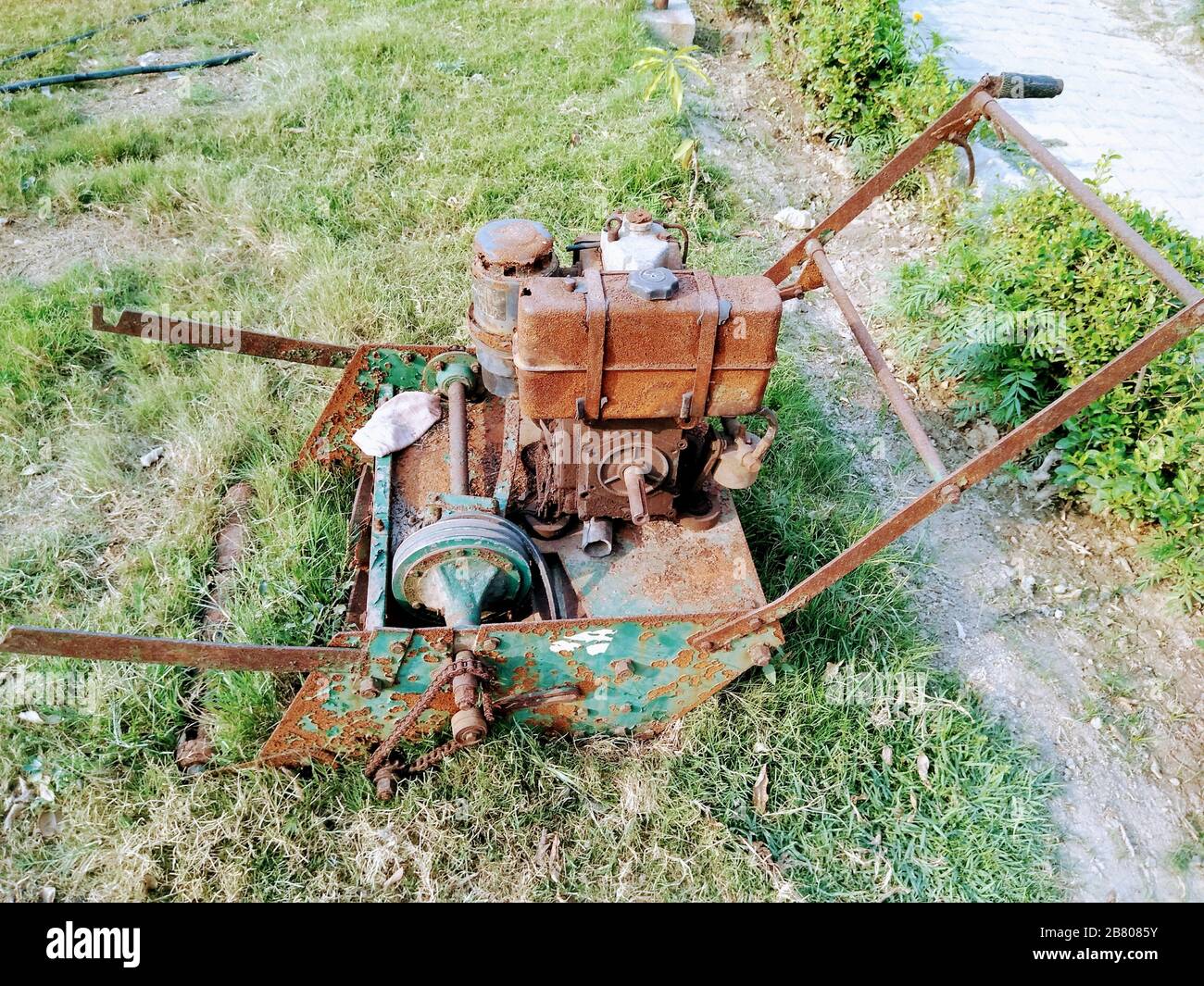 Un'immagine della trinciatrice per erba Foto Stock