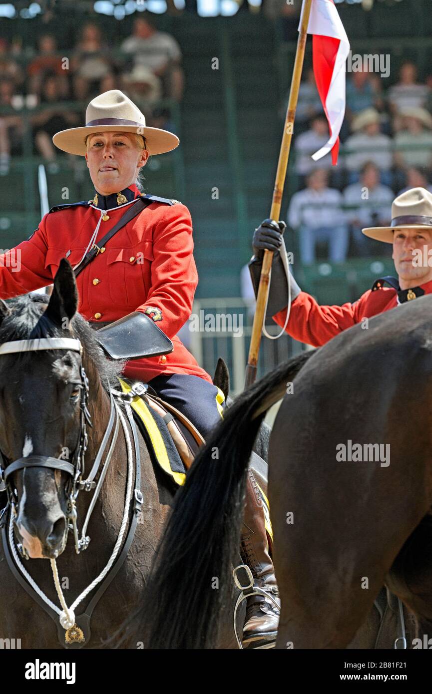 Giro musicale della Royal Canadian Mounted Police (RCMP) al Calgary Stampede, Alberta Canada Foto Stock