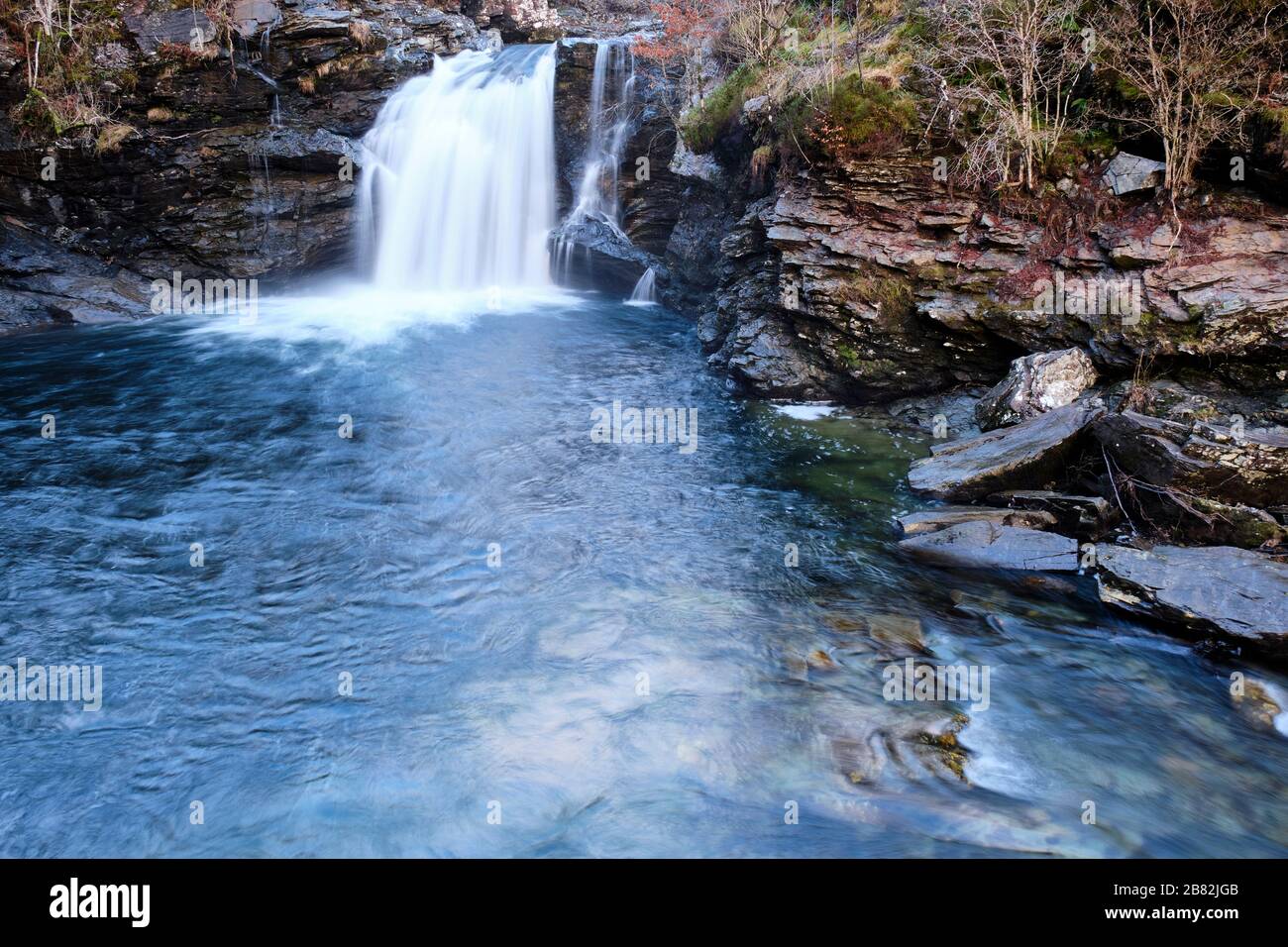 Cascate di Falloch, fiume Falloch, Gen Falloch, Argyll & Bute, Scozia Foto Stock