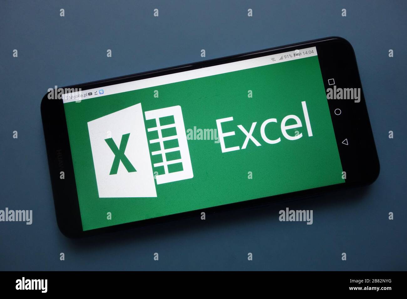 Logo Microsoft Excel visualizzato sullo smartphone Foto Stock