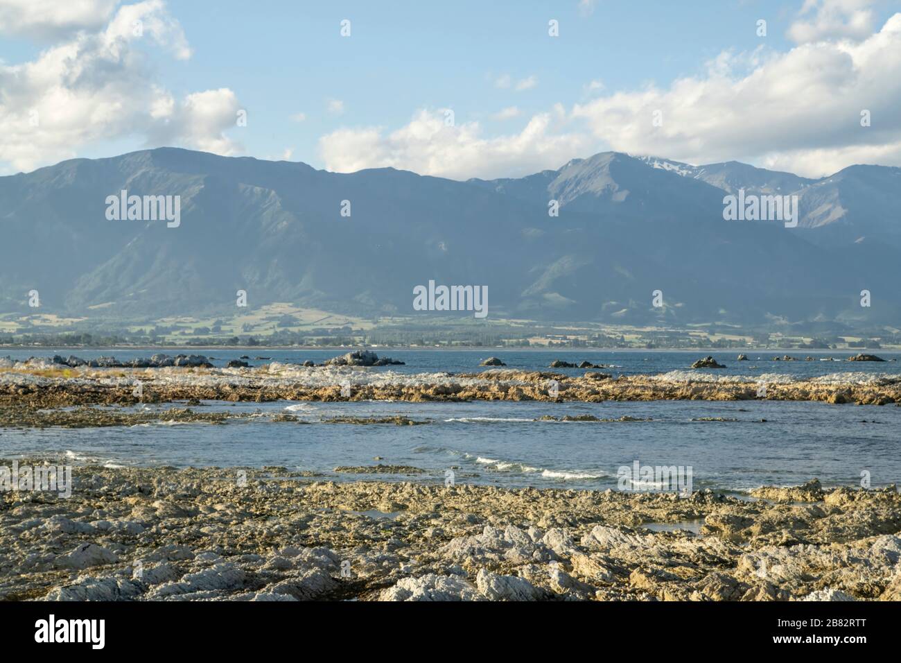 Vista della costa a Kaikoura, Dunedin, South Island, Nuova Zelanda Foto Stock