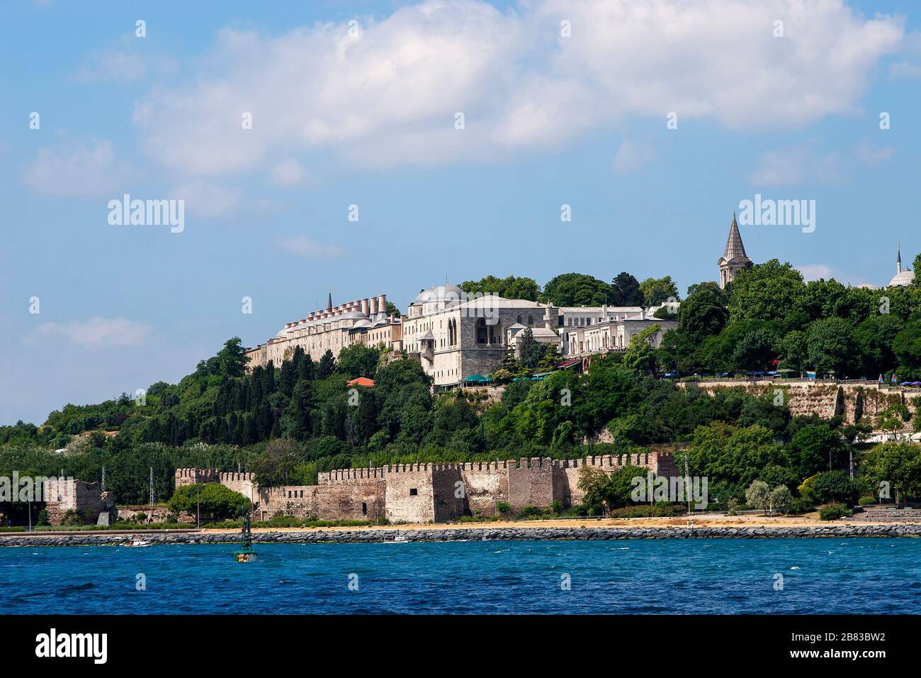 Palazzo Topkapi e mura bizantine a Istanbul, Turchia Foto Stock