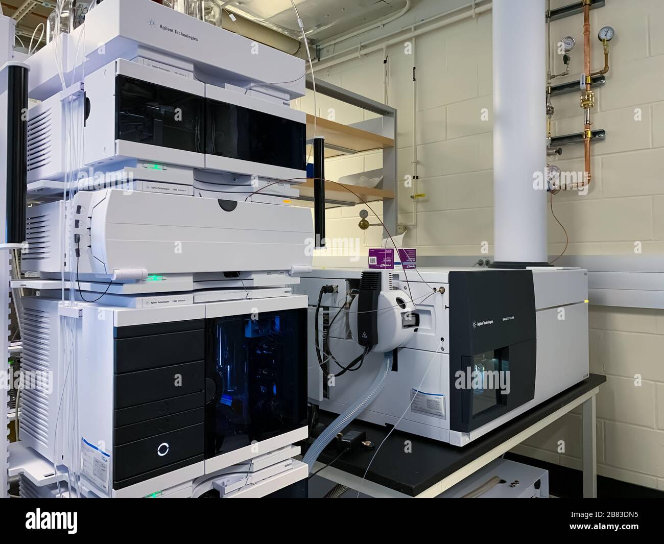 Cambridge ma USA - 3/16/2020 - Agilent QTOF per spettrometria di massa Foto Stock