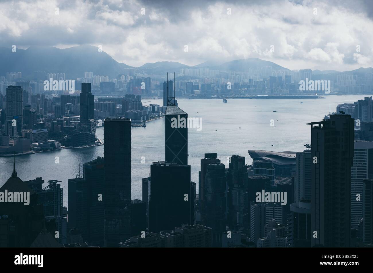 Hong Kong, architettura Moderna, edificio ufficio sfondo urbano. Foto Stock