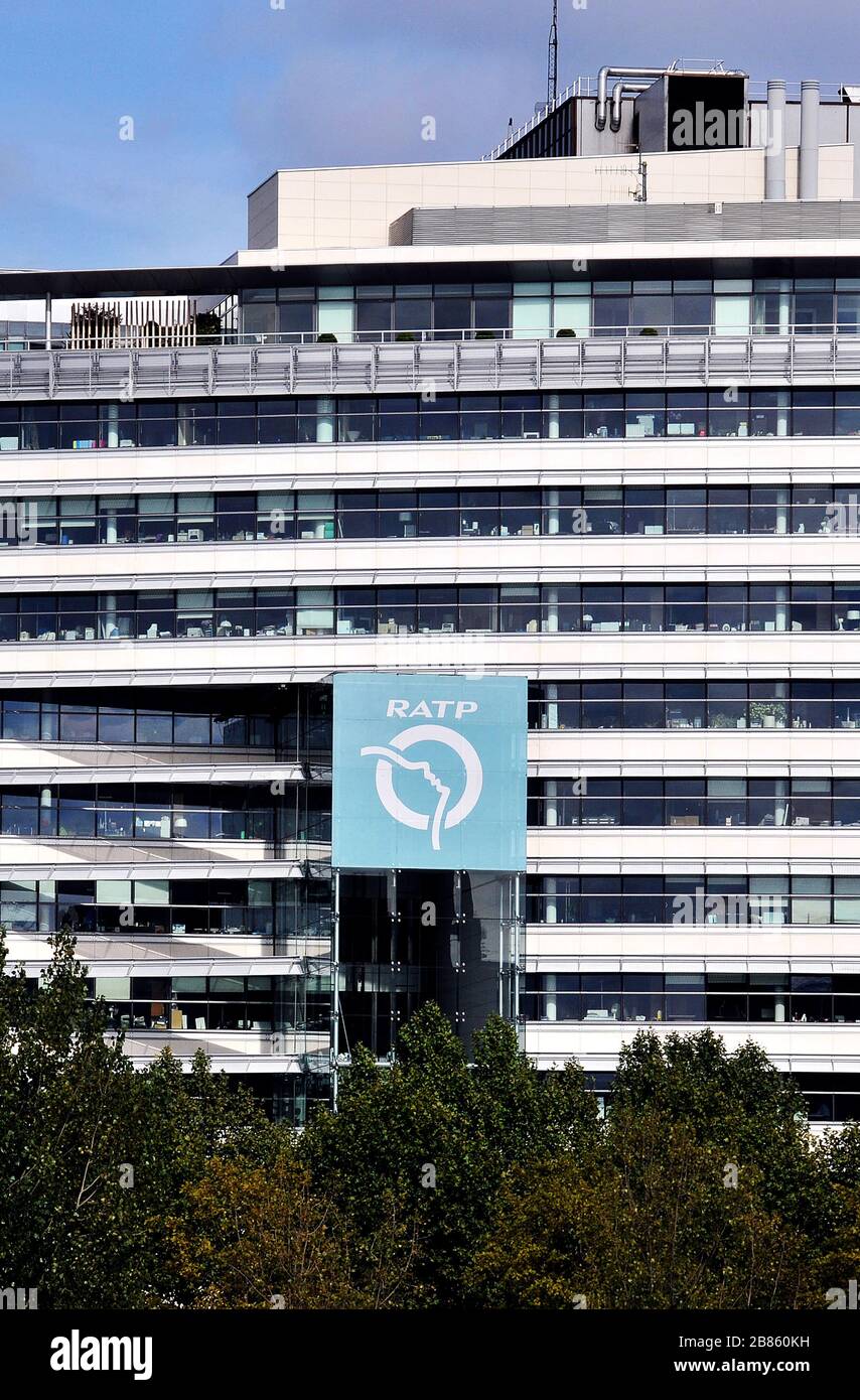 Edificio RATP, quai de la Rapée, Parigi Francia Foto Stock