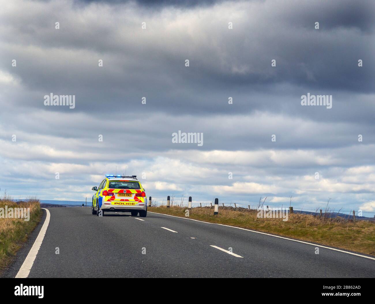 Auto Police Response con luci lampeggianti Foto Stock