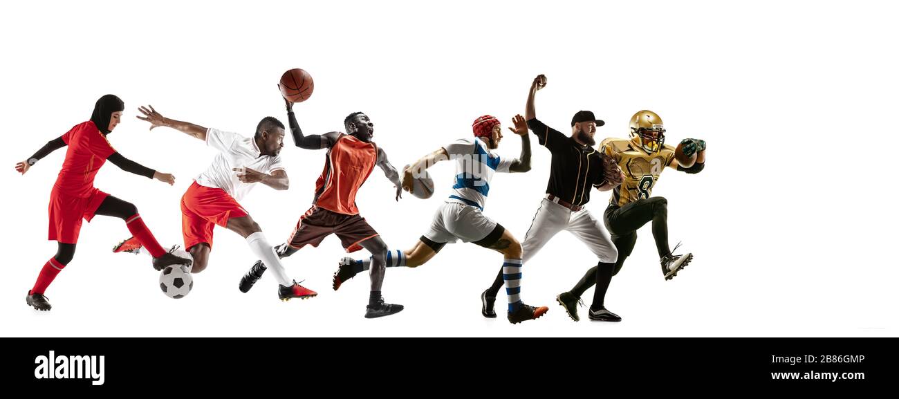 Giovani sportivi che corrono e saltano su sfondo bianco studio. Concetto di sport, movimento, energia e stile di vita dinamico e sano. Allenamento, pratica in movimento. Volantino. Calcio, basket, rugby. Foto Stock