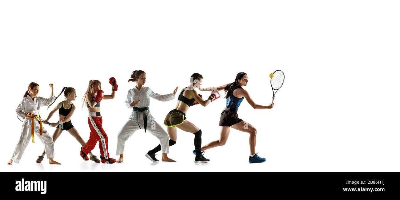Giovani sportivi che corrono e saltano su sfondo bianco studio. Concetto di sport, movimento, energia e stile di vita dinamico e sano. Allenamento, pratica in movimento. Volantino. Tennis, boxe, arti marziali Foto Stock