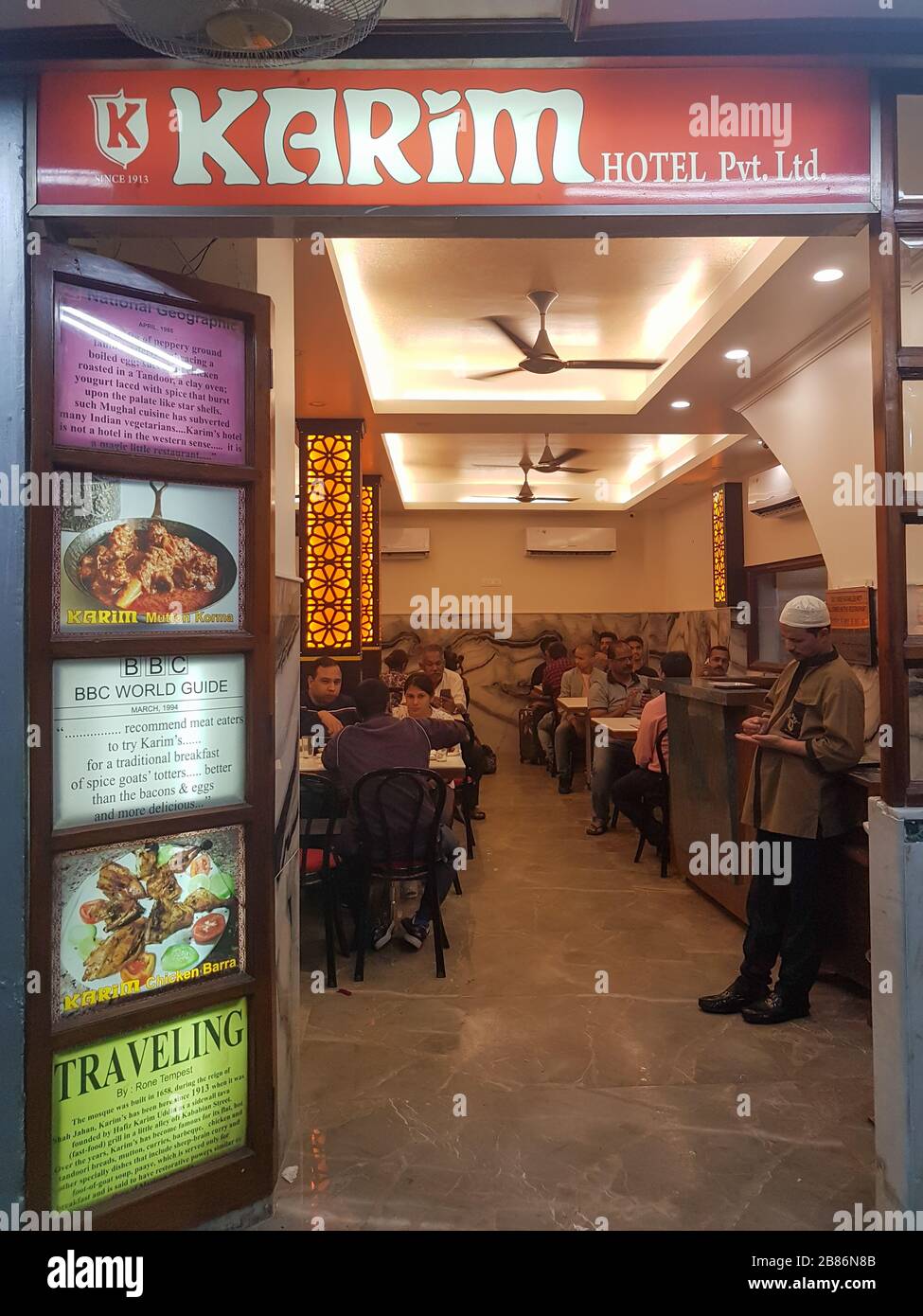 New Delhi, India - 16 novembre 2019: Karim's estaurant in Old Delhi India Foto Stock