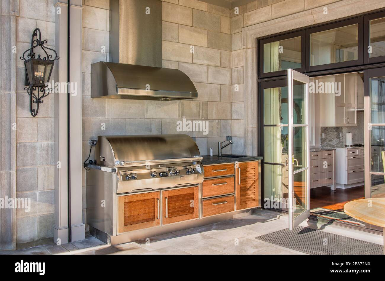 Cucina all'aperto e intrattenimento Foto Stock