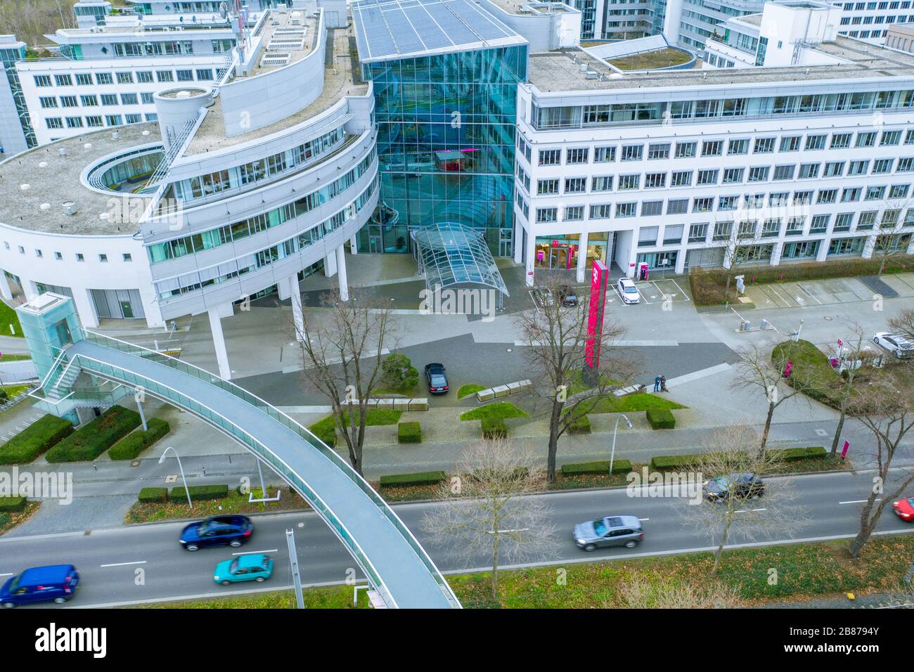 Germania/Bonn febbraio 2020: Sede centrale edificio della Deutsche Telekom AG Telecommunications Foto Stock