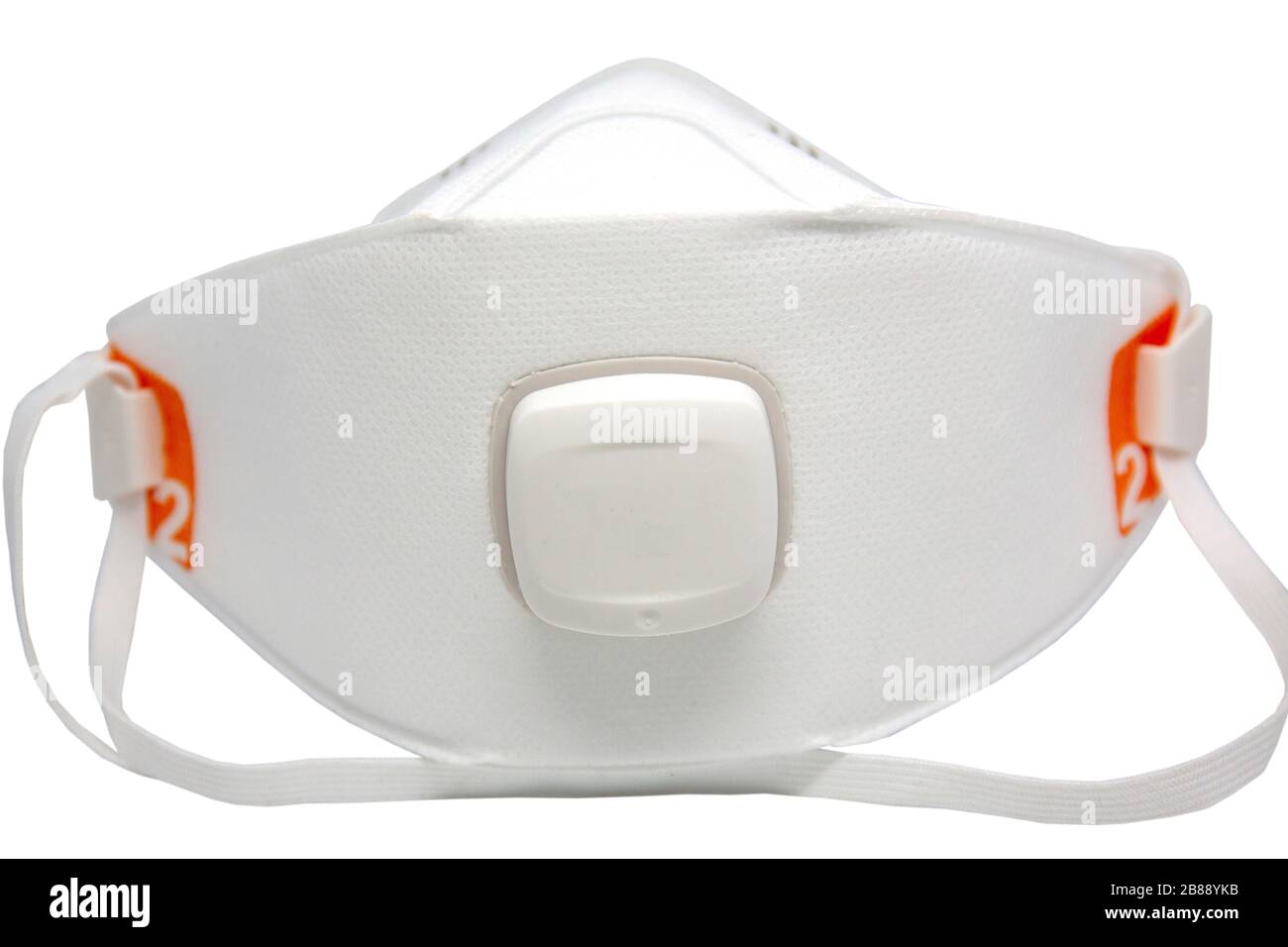 Maschera di protezione facciale, tipo FFP2, isolata su bianco. Foto Stock