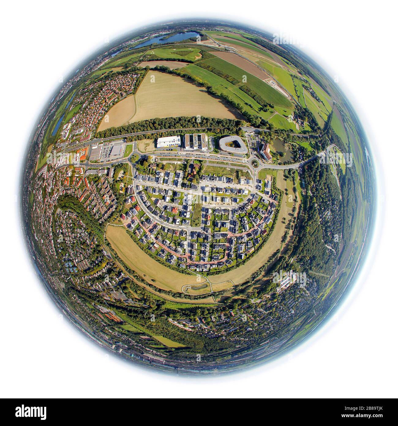 Angerbogen nel sud di Duisburg con stazione metropolitana Kesselsberg, impianto tedesco di Xell, Infineon Development Centre e hotel Landhaus Milser, vista aerea, Germania, Nord Reno-Westfalia, Ruhr Area, Duisburg Foto Stock