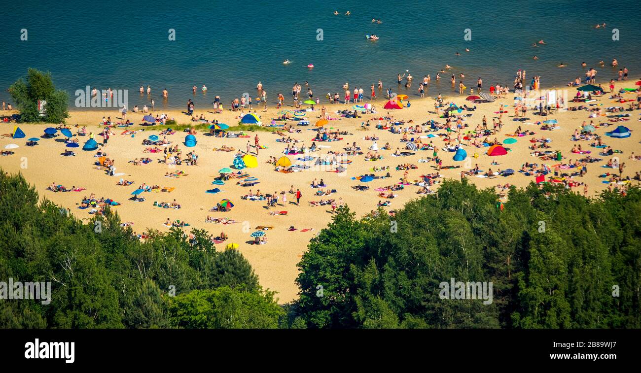 , bagnanti sulle spiagge sabbiose del Lago d'Argento a Haltern, 05.06.2015, vista aerea, Germania, Nord Reno-Westfalia, Ruhr Area, Haltern am See Foto Stock