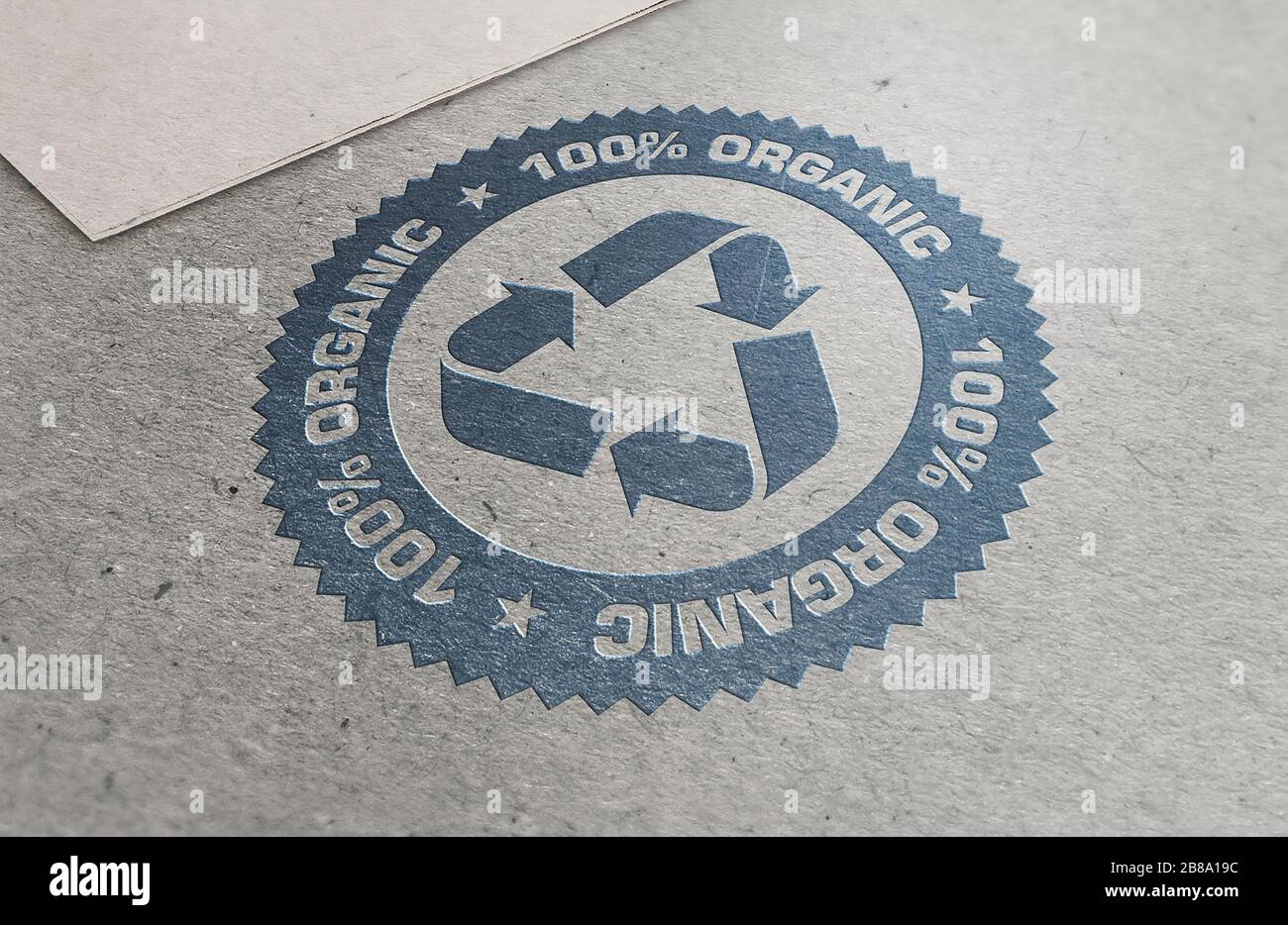 Riciclare il logo su sfondo di carta riciclata. Foto Stock