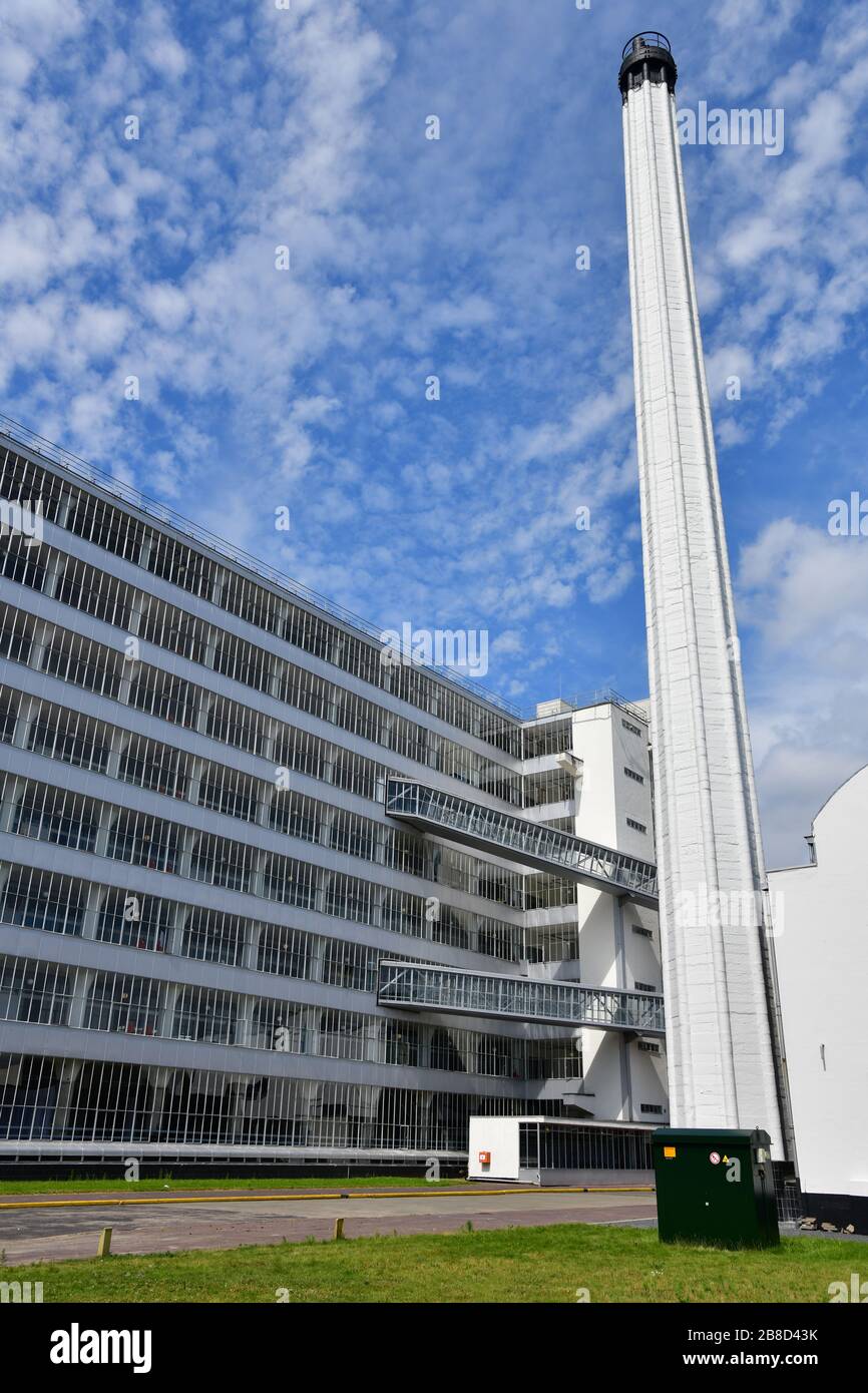 Foto ravvicinate della fabbrica Van nelle, patrimonio dell'umanità dell'UNESCO, a Rotterdam, nei Paesi Bassi, sul fiume de Schie Foto Stock