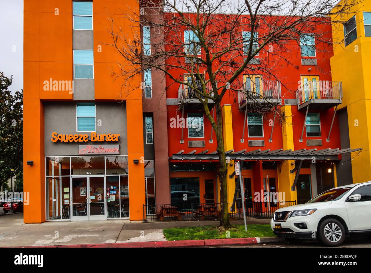 Un ristorante chiuso a causa delle paure del virus Corona di Covid 19 a Sacramento California USA Foto Stock