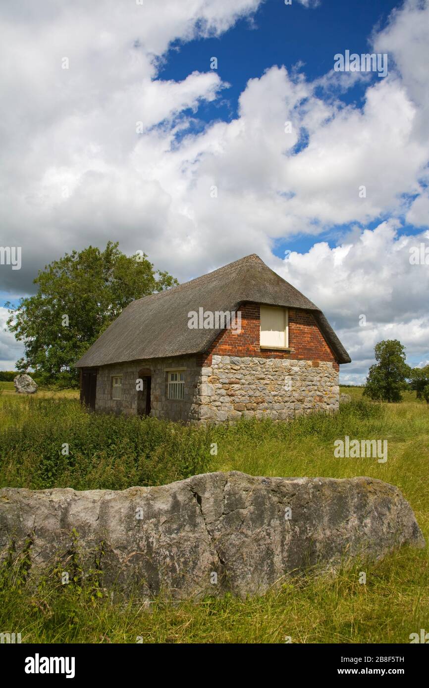 Stone Barn, Avesbury Village, Wilshire County, Inghilterra, Gran Bretagna Foto Stock