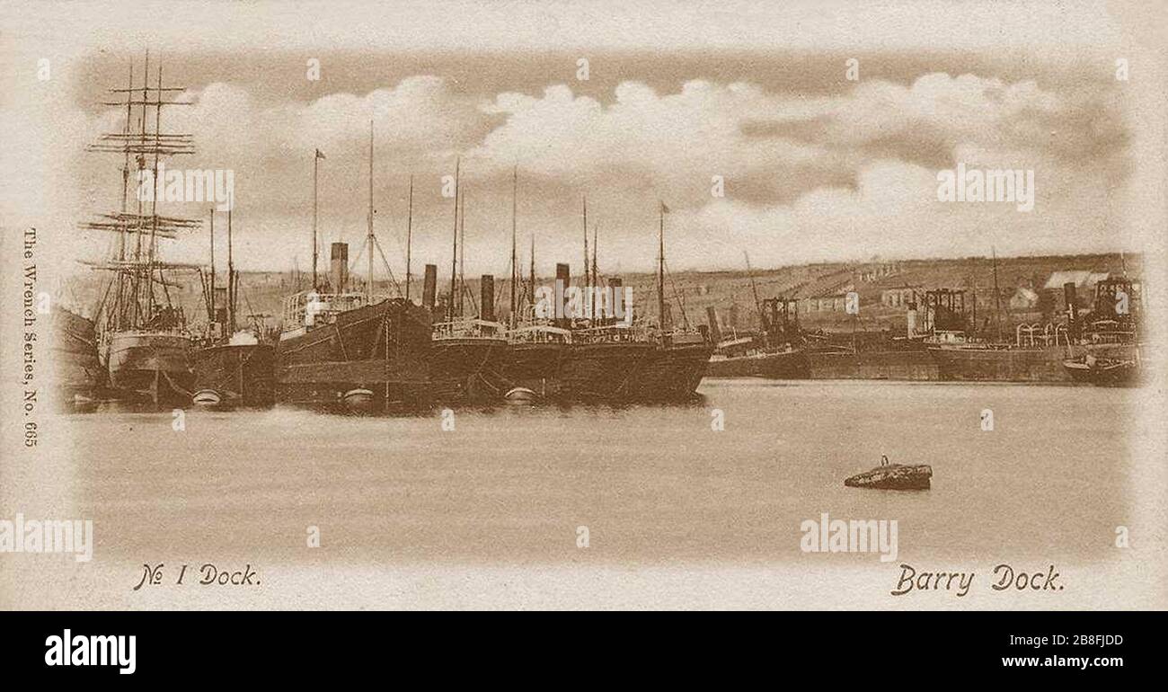 Glamorgan, Barry Docks, No 1 Dock c.1907 - vecchia foto di navi a vela e navi a vapore. Foto Stock