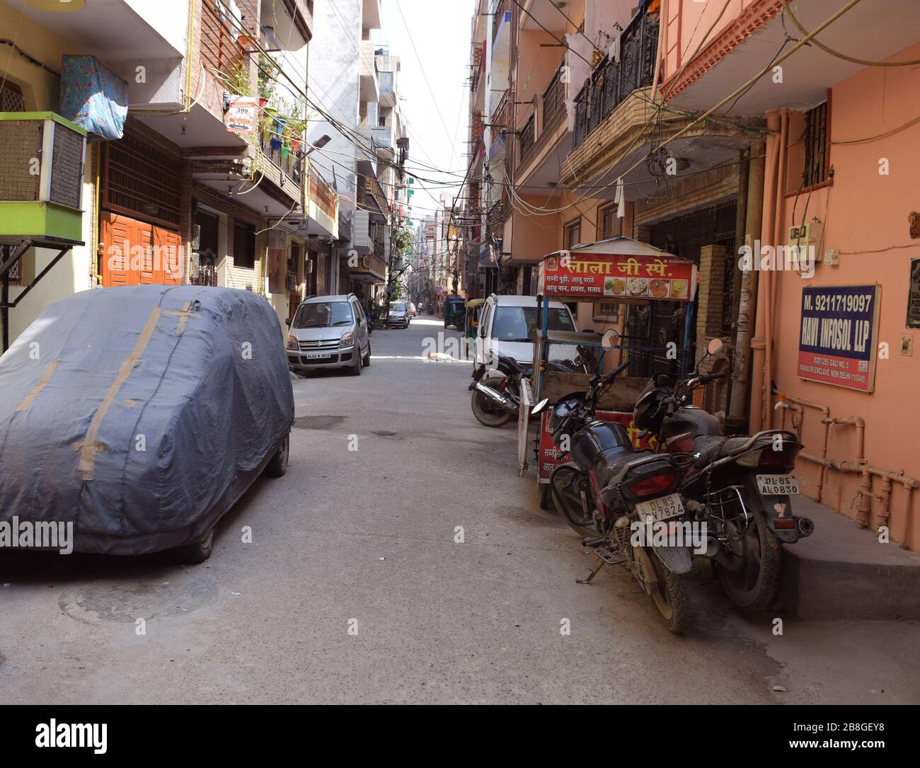 Janta Curfew - strade vuote a Nuova Delhi, India a causa del virus corona Foto Stock