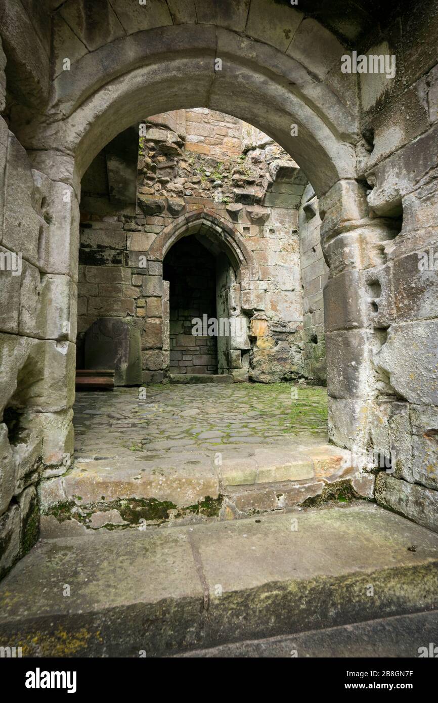 Rovine del Palazzo reale nella capitale storica del paese, Dunfermline, Fife, Scozia, Regno Unito Foto Stock