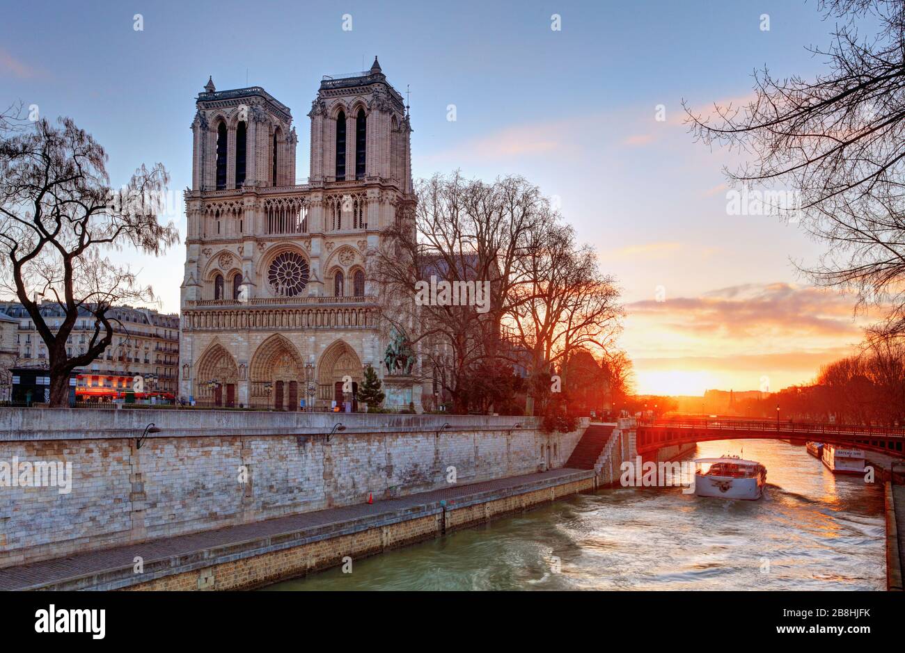Parigi - Notre Dame di sunrise, Francia Foto Stock