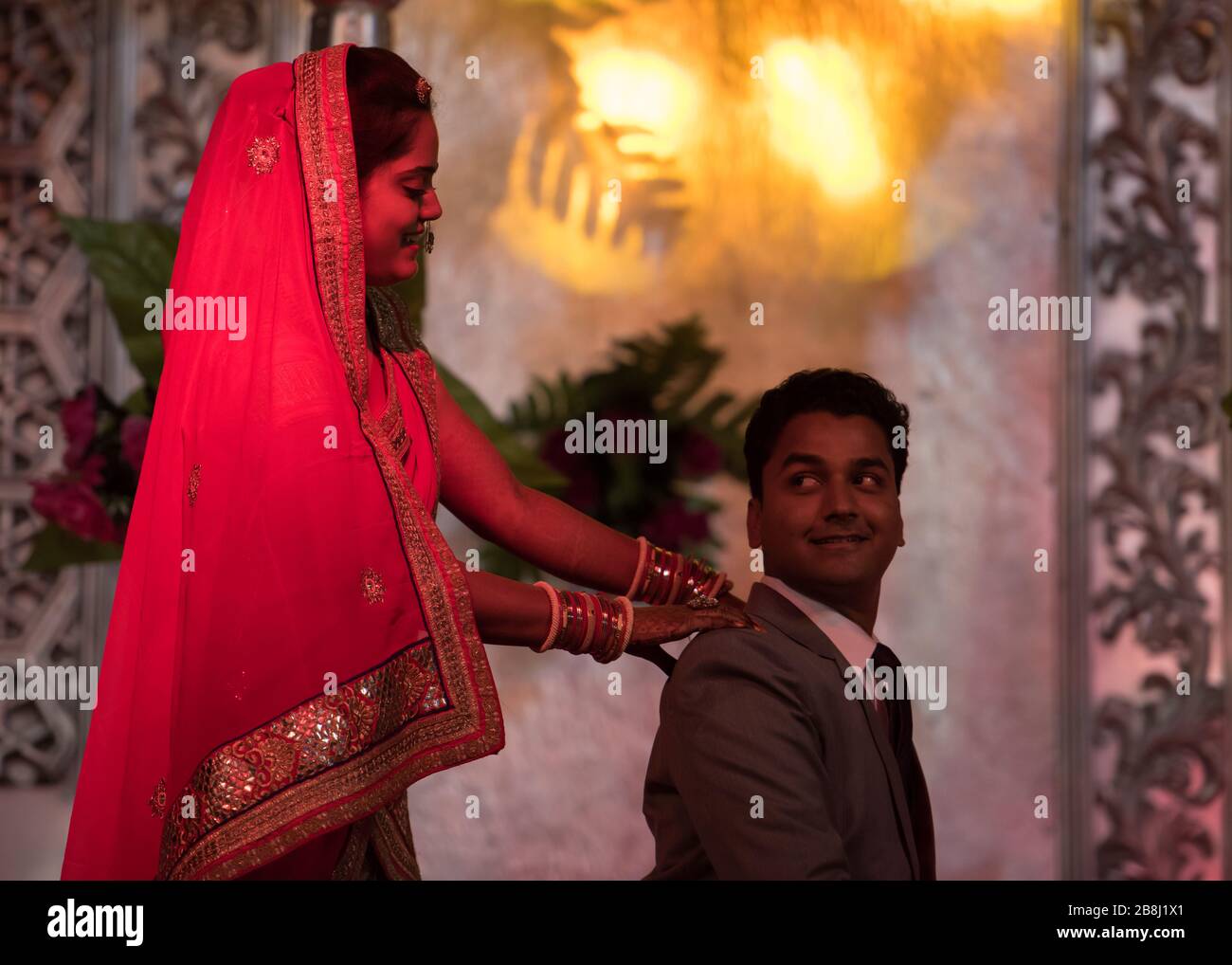 Matrimonio indiano a Sawai Madhopur vicino Ranthambore National Park in Rajasthan, India Foto Stock