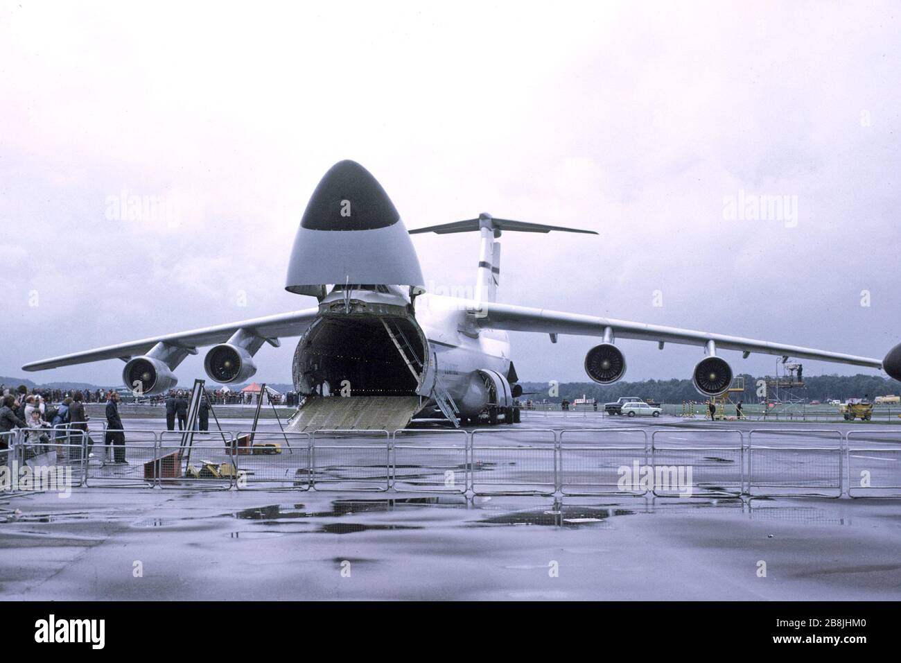 A LOCKHEED C-5A GALAXY al Farnborough Air Show nel 1974 Foto Stock