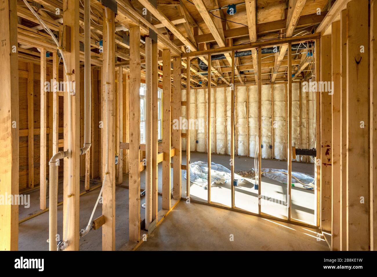 Interno di telaio in legno nuova costruzione casa Foto Stock