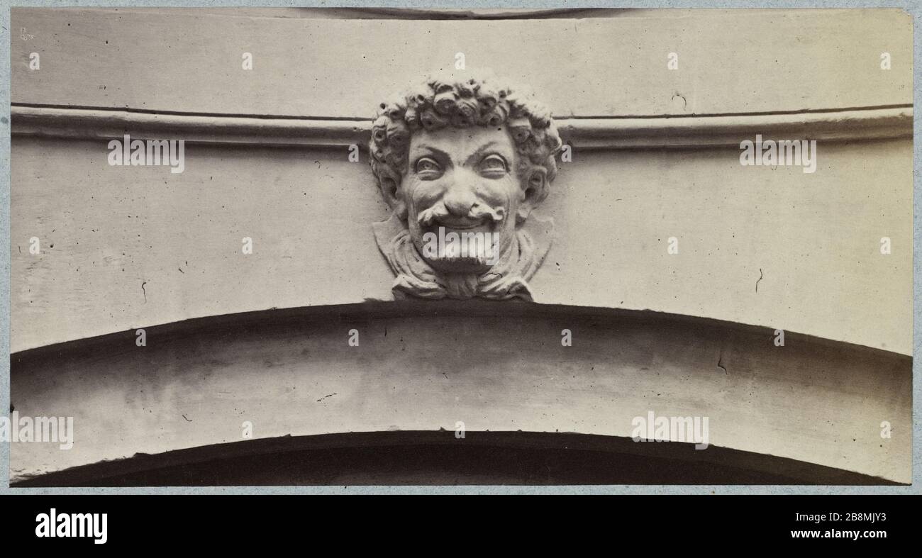 Hotel Beauvais. Hotel Beauvais, 68 François Miron Street, 4 ° distretto, Parigi. Le Marais. Hôtel de Beauvais, 68 rue François-Miron, Parigi (IVème arr.). Photographie de Pierre Emonts (1831-1912). Albuminé di papier. Entre 1862 e 1905. Parigi, musée Carnavalet. Foto Stock