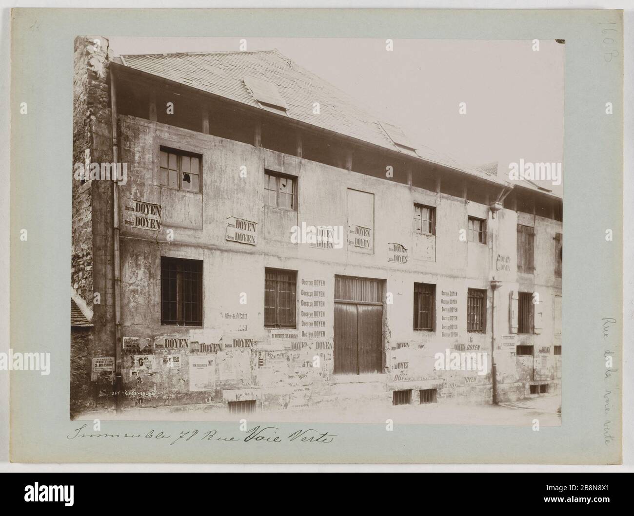 Edificio, 78 Street Lane Green (estinto, ora rue Père Corentin). Parigi (XIV arr.) Immeuble, 78 rue de la Voie-Verte (disparue, actuelle rue du Père-Corentin). Parigi (XIVème arr.), ottobre 1904. Union Photographique Française. Parigi, musée Carnavalet. Foto Stock