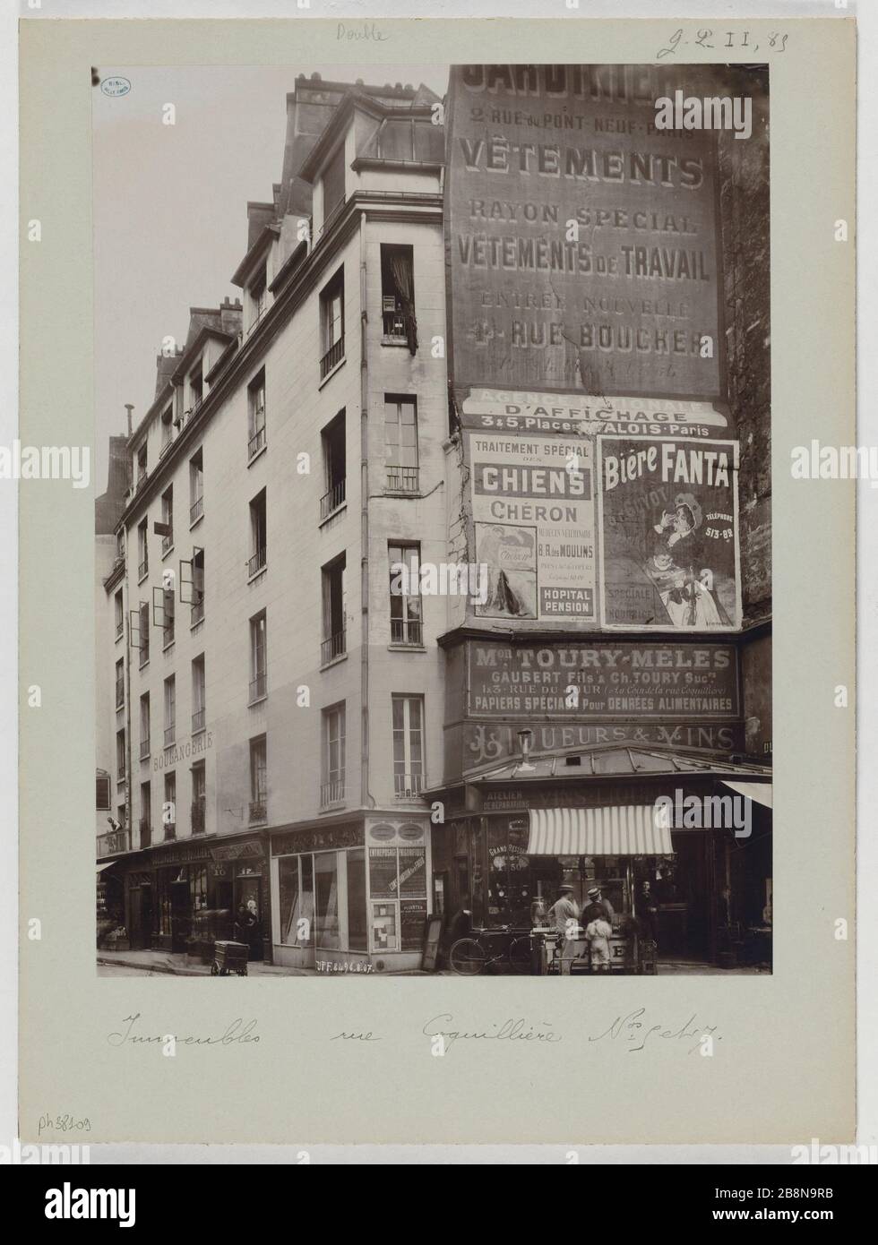 Edifici, 5 e 7 Coquillière Street, Parigi (IST arr.) Immeubles, 5 e 7 rue Coquillière, Parigi (Ier arr.), août 1907. Union Photographique Française. Parigi, musée Carnavalet. Foto Stock