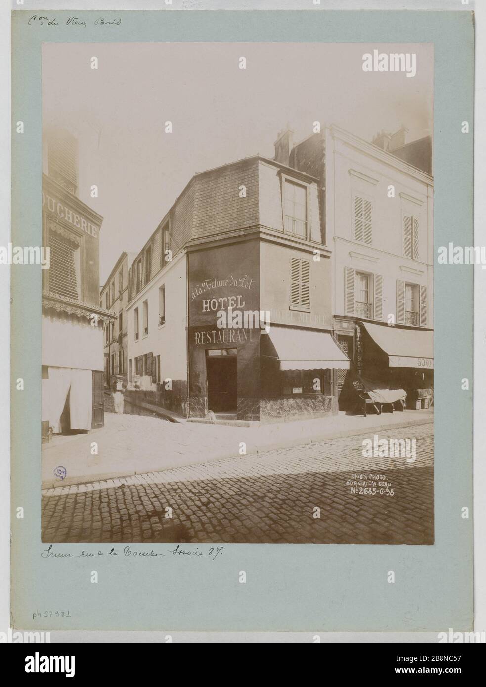 EDIFICIO, 87 RUE DELLA TOMBA-ISSOIRE, 14 ° DISTRETTO, PARIGI Immeuble, 87 rue de la Tombe-Issoire. Parigi (XIVème arr.), juin 1898. Union Photographique Française. Parigi, musée Carnavalet. Foto Stock