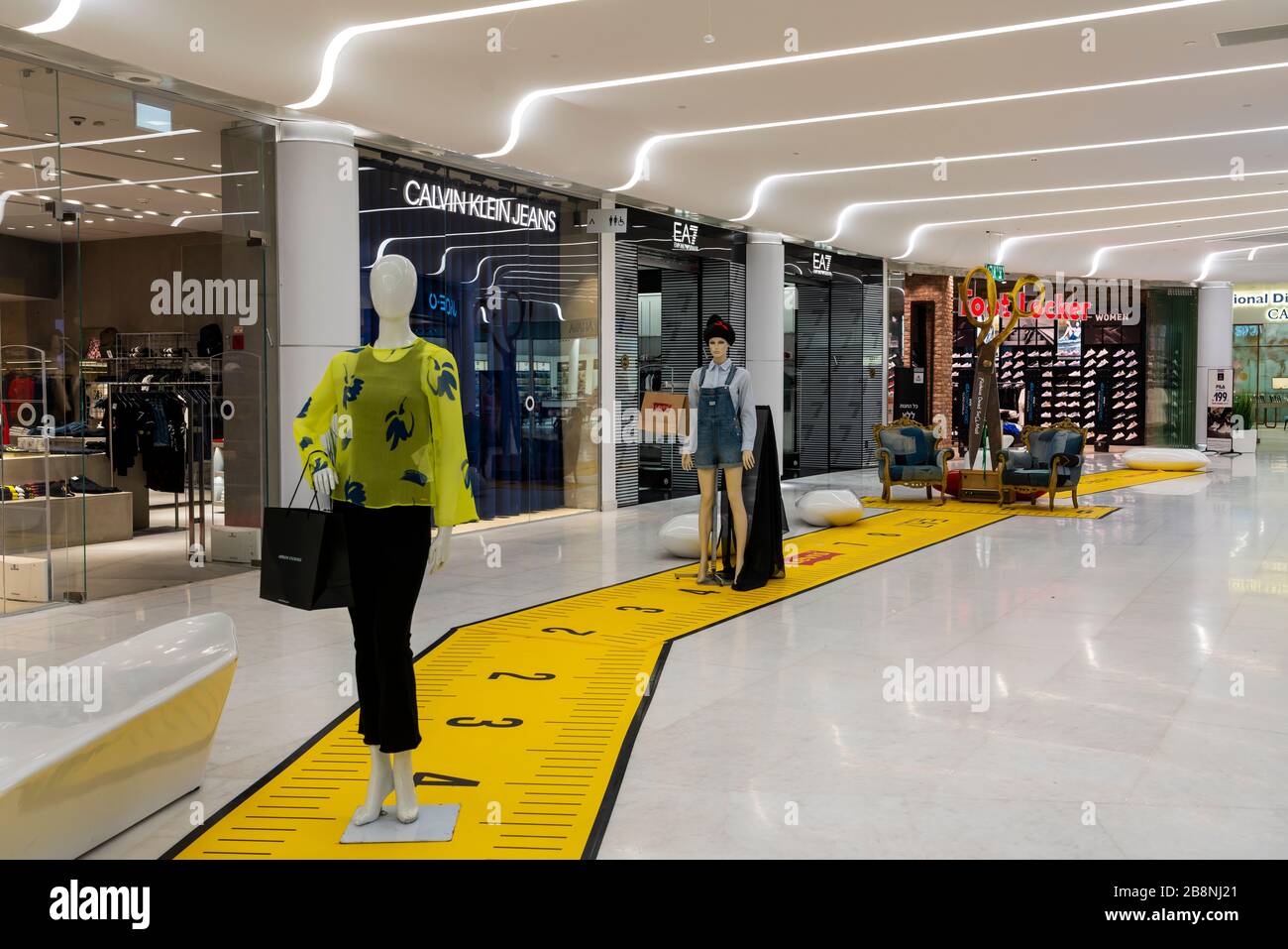 All'interno del centro commerciale Dead Sea Mall a Ein Bokek, Israele, Medio Oriente. Foto Stock