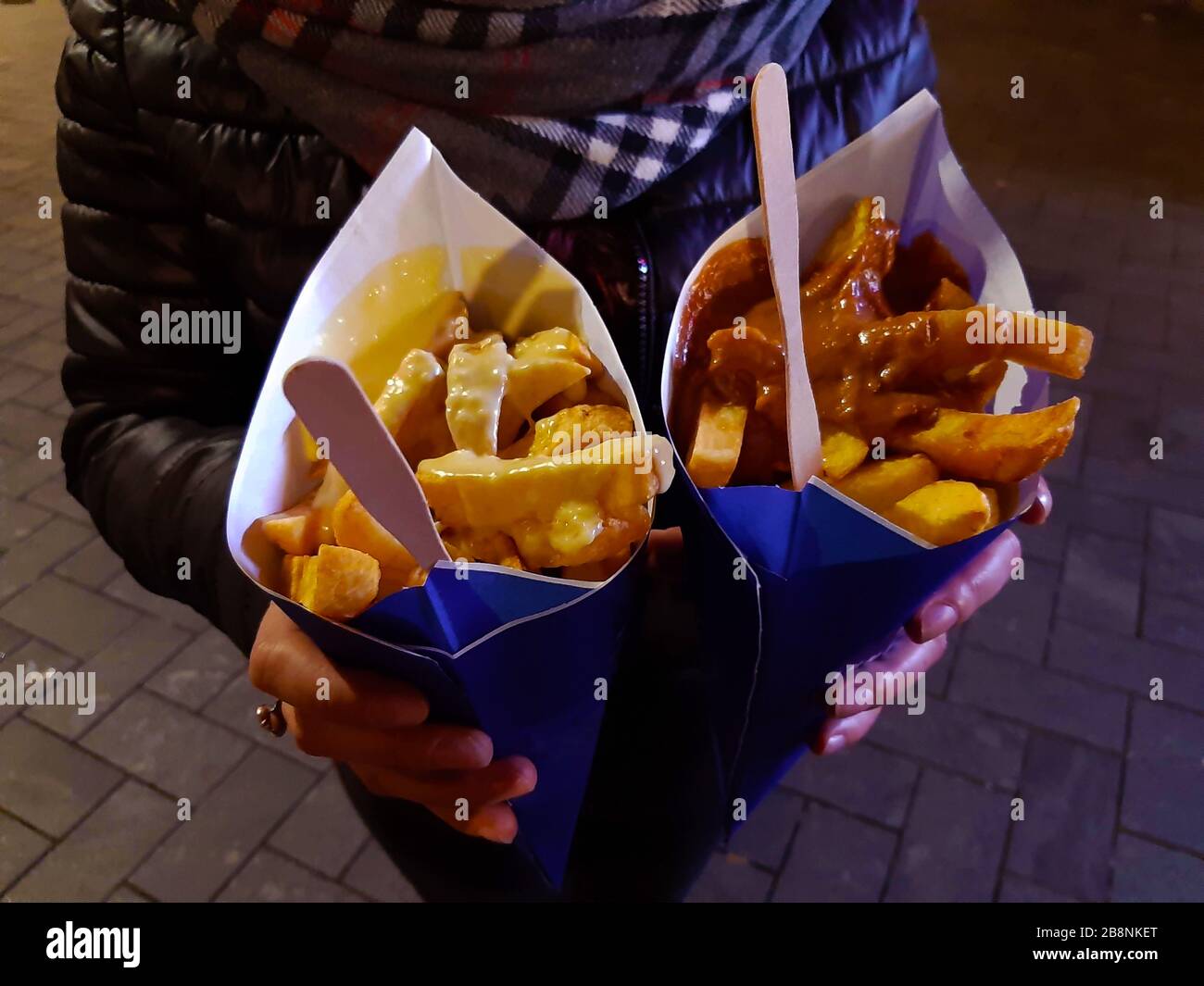 famose patatine fritte giganti ad amsterdam in olanda Foto stock - Alamy