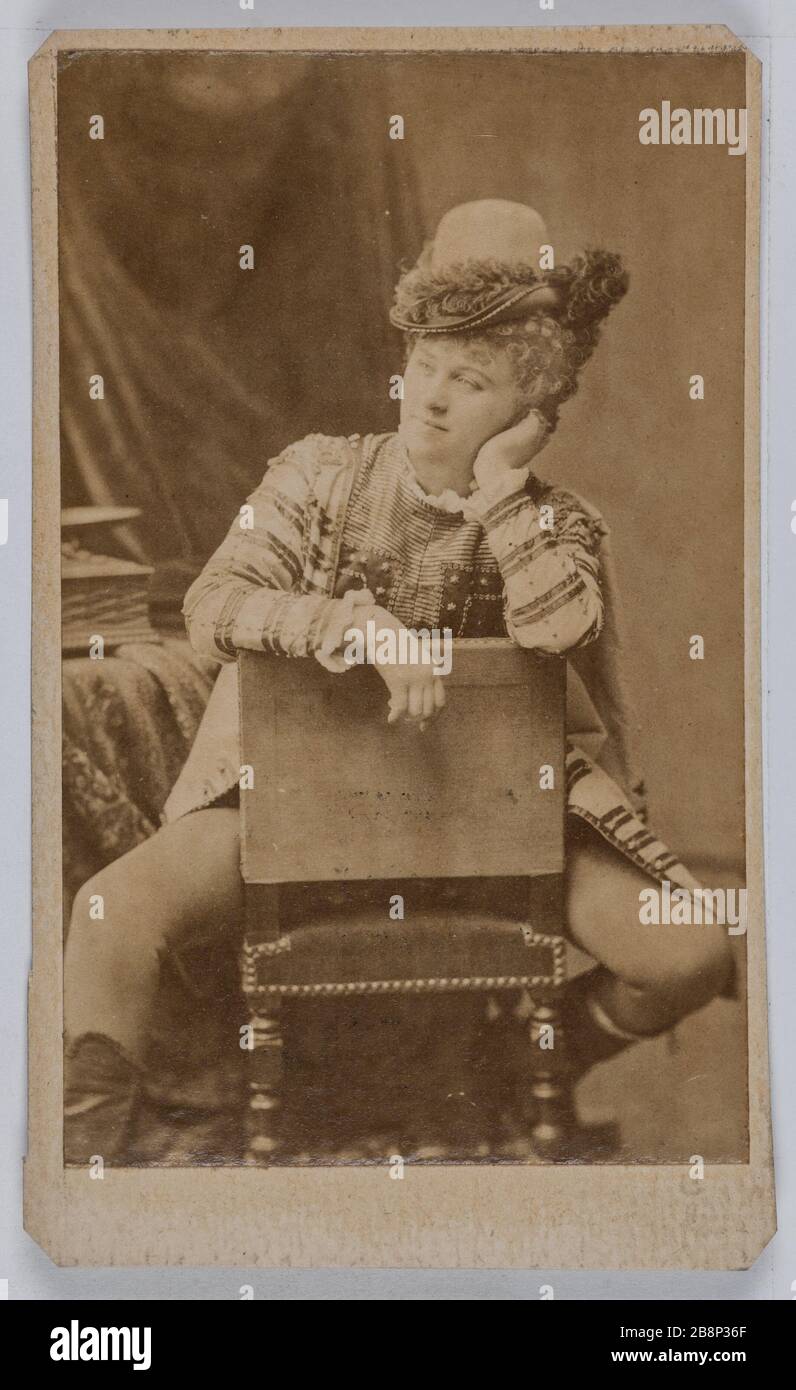 Ritratto di Madame Danel Rizza (-1904), attrice teatrale. Ritratto di Madame Danel Rizza (-1904), attrice de théâtre. Carte de visite (recto). Anonima fotographie. Tirage sur papier albuminé, 1860-1890. Parigi, musée Carnavalet. Foto Stock