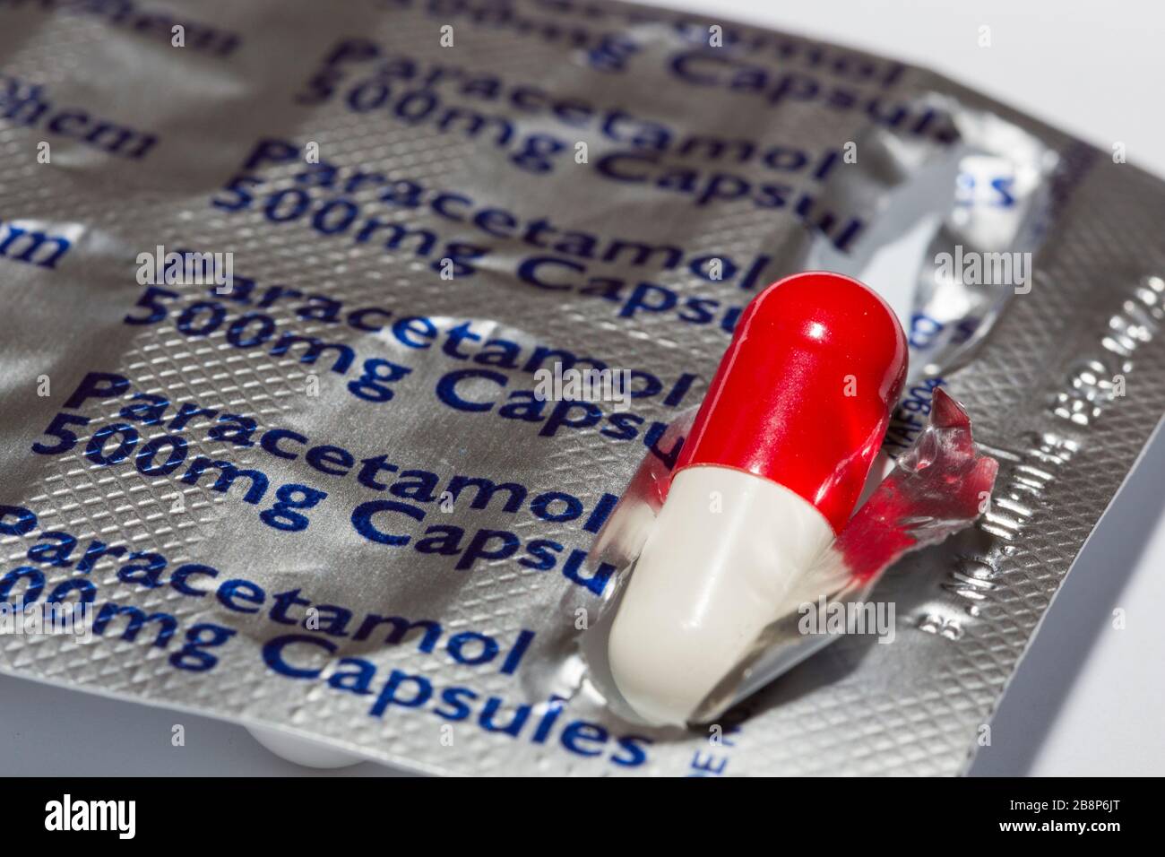 Capsule di riduzione del dolore di paracetamolo. Foto Stock