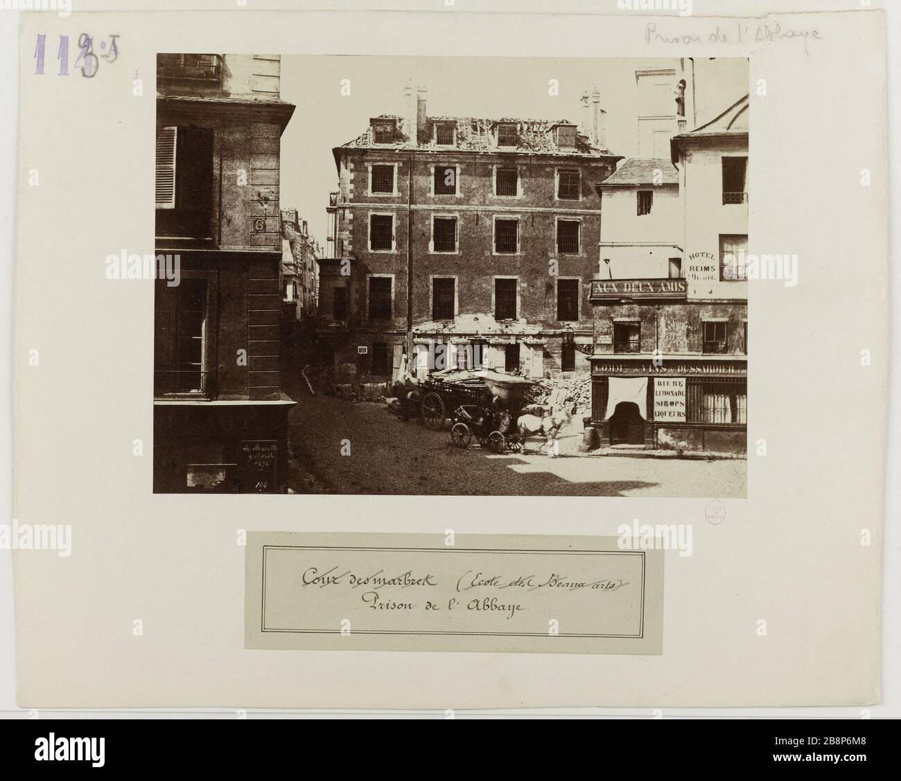 Abbazia di prigione. Prigione Abbey, demolita per piercing il Boulevard Saint-Germain, 6 ° arrondissement, Parigi, 1854. Charles Marville (1813-1879). Carnon de l'Abbaye, en cours de démolition pour le percement du boulevard Saint-Germain. A gauche, la rue du Four et à droite, la rue de l'Echaudé. Parigi (VIème arr.). Tirage sur papier albuminé d'après un négatif papier (calotipo), 1854. Parigi, musée Carnavalet. Foto Stock
