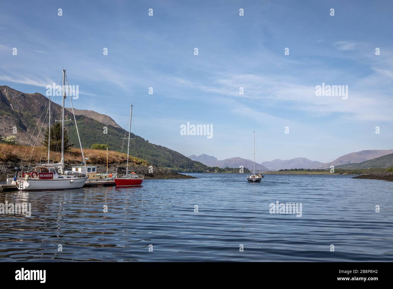 Barche a Loch Leven, Perth e Kinross, Scozia, Regno Unito - 14 maggio 2019 Foto Stock
