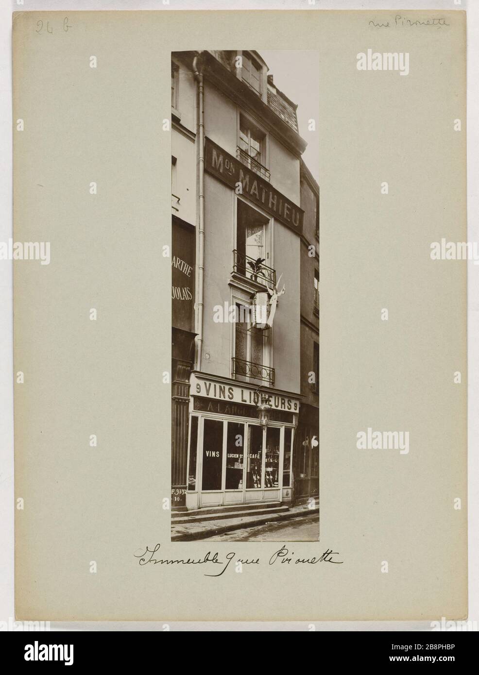 Edificio, 9 Rue Pirouette (scomparso). Parigi (i arr.) Immeuble, 9 rue Pirouette (disparue). Parigi (Ier arr.), février 1910. Union Photographique Française. Parigi, musée Carnavalet. Foto Stock