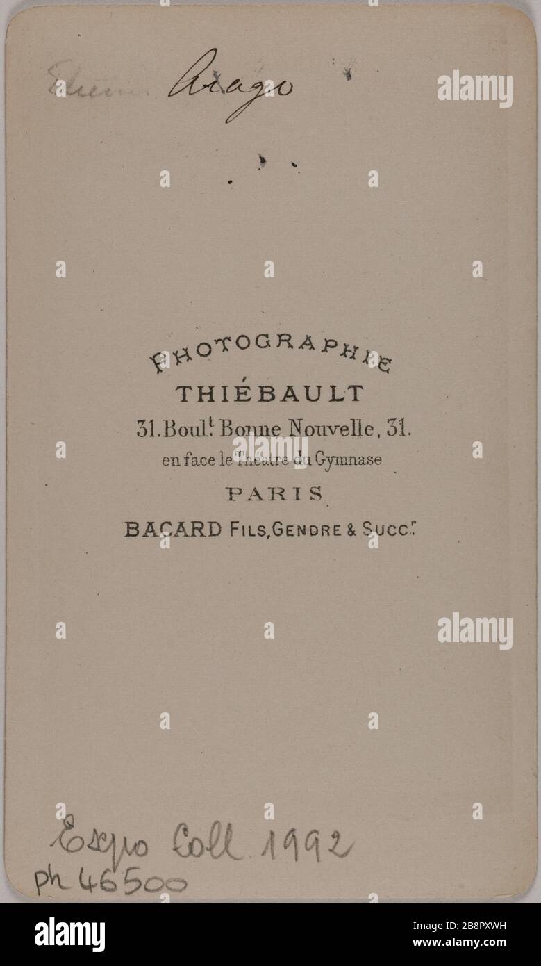 Ritratto di Etienne Arago (1802-1892), (scrittore, politico) Bacard Fils (Paul Bacard, dit). Ritratto d'Etienne Arago (1802-1892), littérateur, homme politique. Carte de visite (verso). Tirage sur papier albuminé. 1860-1890. Parigi, musée Carnavalet. Foto Stock