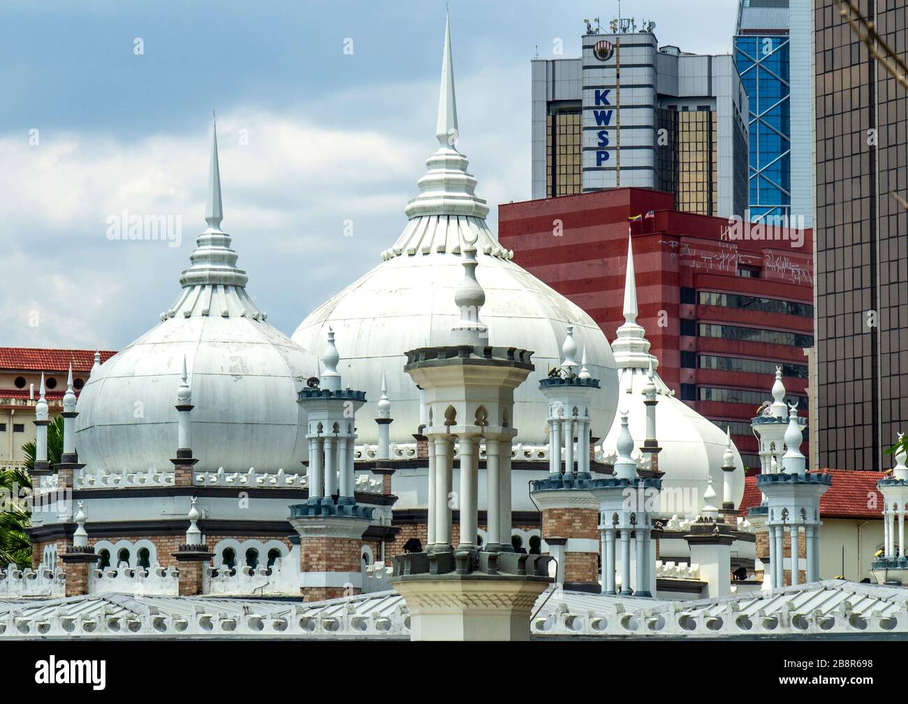 Sultan Abdul Samad Jamek Moschea e cupole di cipolla Centro Città Kuala Lumpur Malesia. Foto Stock