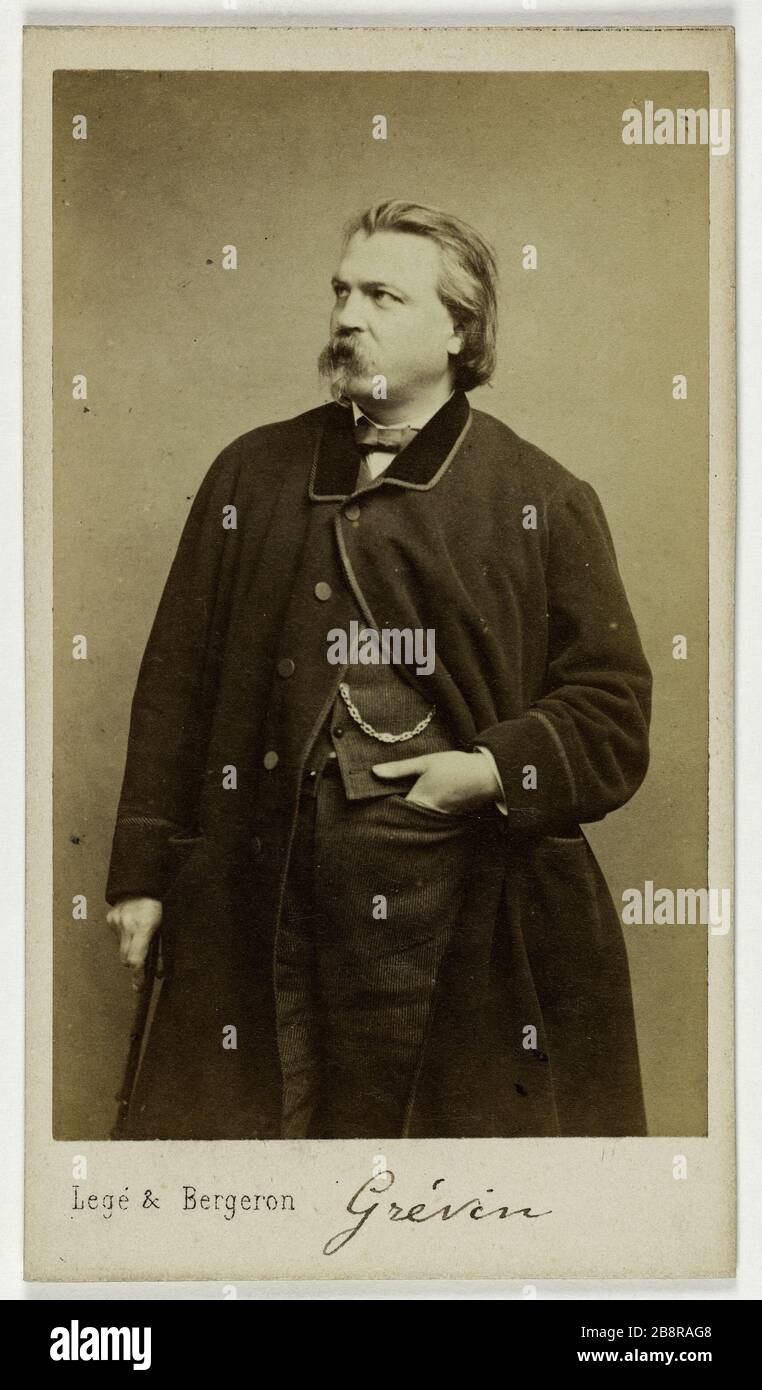 Ritratto di Alfred Grevin, (1827-1892), (disegnatore dondateur the Musee Grevin) Ritratto d'Alfred Grévin (1827-1892) (dessinateur, dondateur du musée Grévin). Carte de visite (recto). Photographie de Legé & Bergeron. Tirage sur papier albuminé. 1860-1890. Parigi, musée Carnavalet. Foto Stock