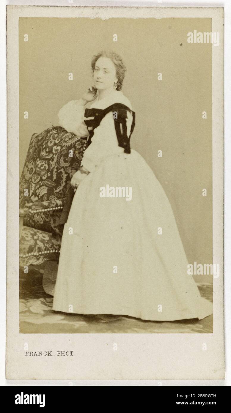 Ritratto di Pauline Mercier, ballerina all'Opera al 1852-1861. François Marie-Louis-Alexandre Gobinet de Villechole, dit Franck (1816-1906). Portrait de Pauline Mercier, danseuse à l'Opéra vers 1852-1861. Carte de visite (recto). Tirage sur papier albuminé. 1860-1890. Parigi, musée Carnavalet. Foto Stock