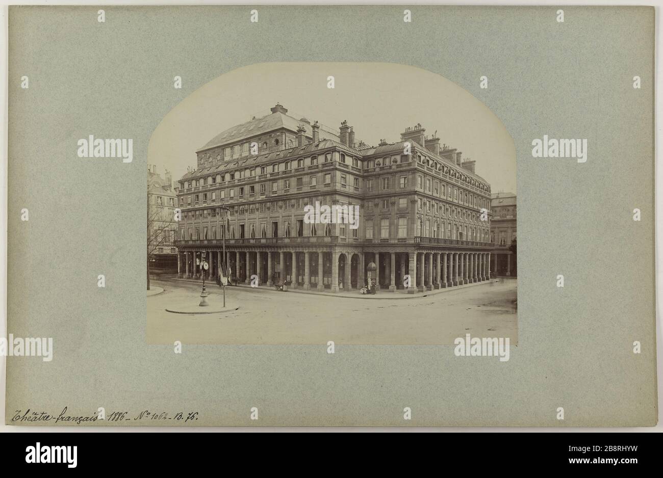 Teatro Francese. Teatro Francese, 1 ° arrondissement, Parigi. 1886. Théâtre Français (Actuelle Comédie-Française), Parigi (Ier arr.). Photographie de Pierre Emonts ou Emonds (1831-1912). Tirage sur papier albuminé. 1886. Parigi, musée Carnavalet. Foto Stock