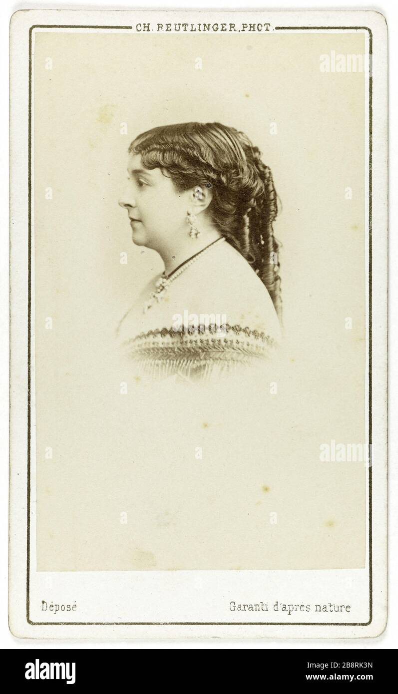 Ritratto di Céline Montaland (1843-1891), attrice teatrale. Ritratto di Céline Montaland (1843-1891), attrice de théâtre. Carte de visite (recto). Tirage sur papier albuminé. 1860-1890. Photographie de Charles Reutlinger (1816-1880). Parigi, musée Carnavalet. Foto Stock