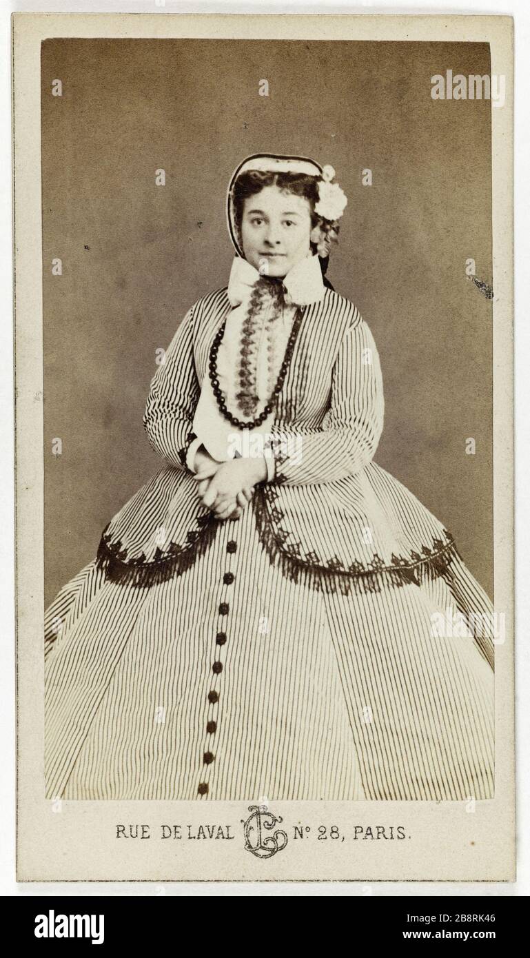 Ritratto di Céline Montaland (1843-1891), attrice teatrale. Ritratto di Céline Montaland (1843-1891), attrice de théâtre. Carte de visite (recto). Tirage sur papier albuminé. 1860-1890. Photographie de L. Cremière & Cie Paris, musée Carnavalet. Foto Stock
