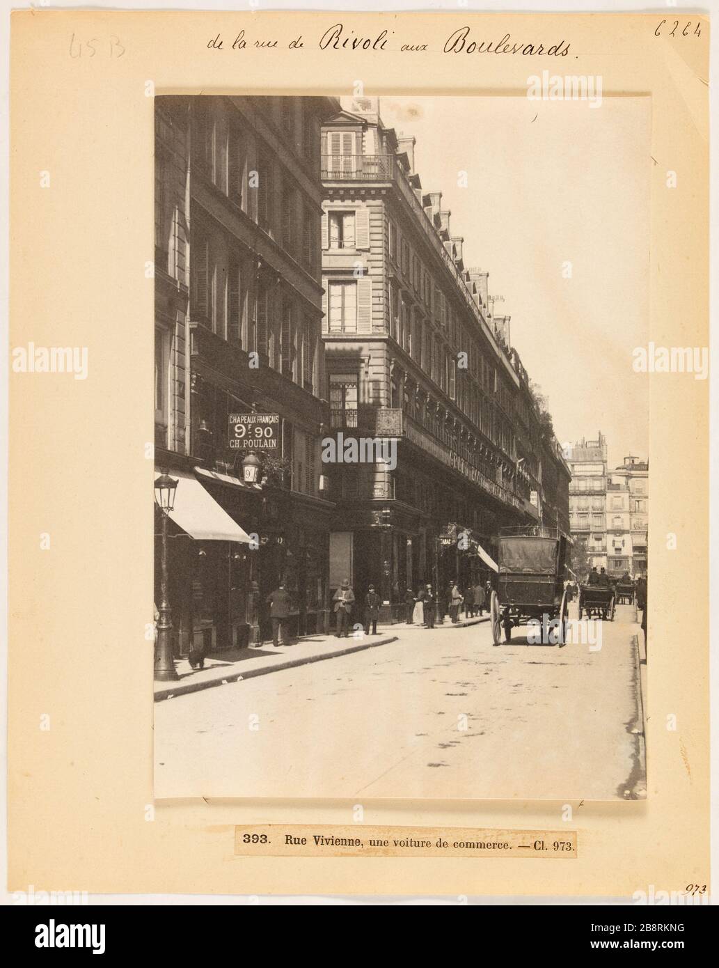 Da Rue de Rivoli a Boulevards / 393. Rue Vivienne, un'auto d'affari. Cl. 973. Carrozza, rue Vivienne, 2 ° distretto, Parigi 'Voiture à cheval, rue Vivienne, Parigi (IIème arr.)'. Photographie d'Hippolyte Blancard (1843-1924), vers 1890. Parigi, musée Carnavalet. Foto Stock