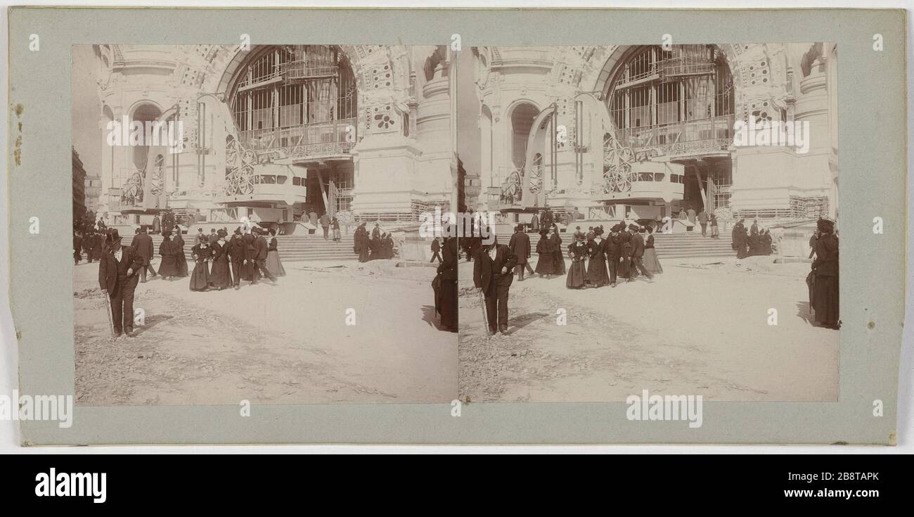 1900 World Exhibition: Angle of the portch Palace of Mines and Metallurgy at the Champ de Mars, 7 ° arrondissement, Parigi. Esposizione Universelle de 1900. Porche d'angle du Palais des Mines et de la Métallurgie au Champ de Mars, Parigi (VIIème arr.). Anonima fotographie. Vue stéréoscopique, gélatino-clorure d'argent (aristotipo). Entre 1895 e 1905. Parigi, musée Carnavalet. Foto Stock